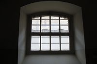 Cellevindue, Fængslet